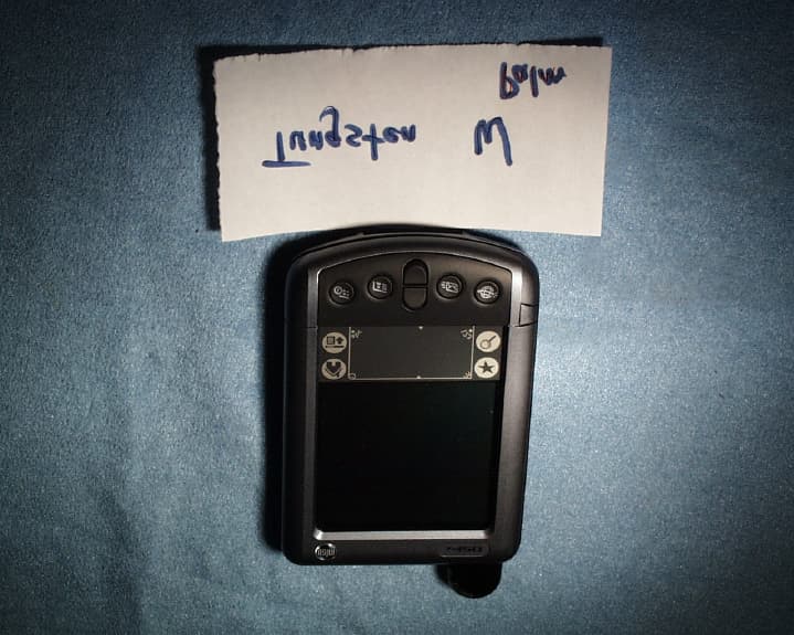 1900MHz GSM/GPRS PDA Communicator - FCC ID O3W710000 - Palm Inc (5)