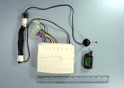 Transceiver of Car Alarm/Remote Engine Starter - FCC ID O44J2000S - Youngshin Electronics Co., LTD.
