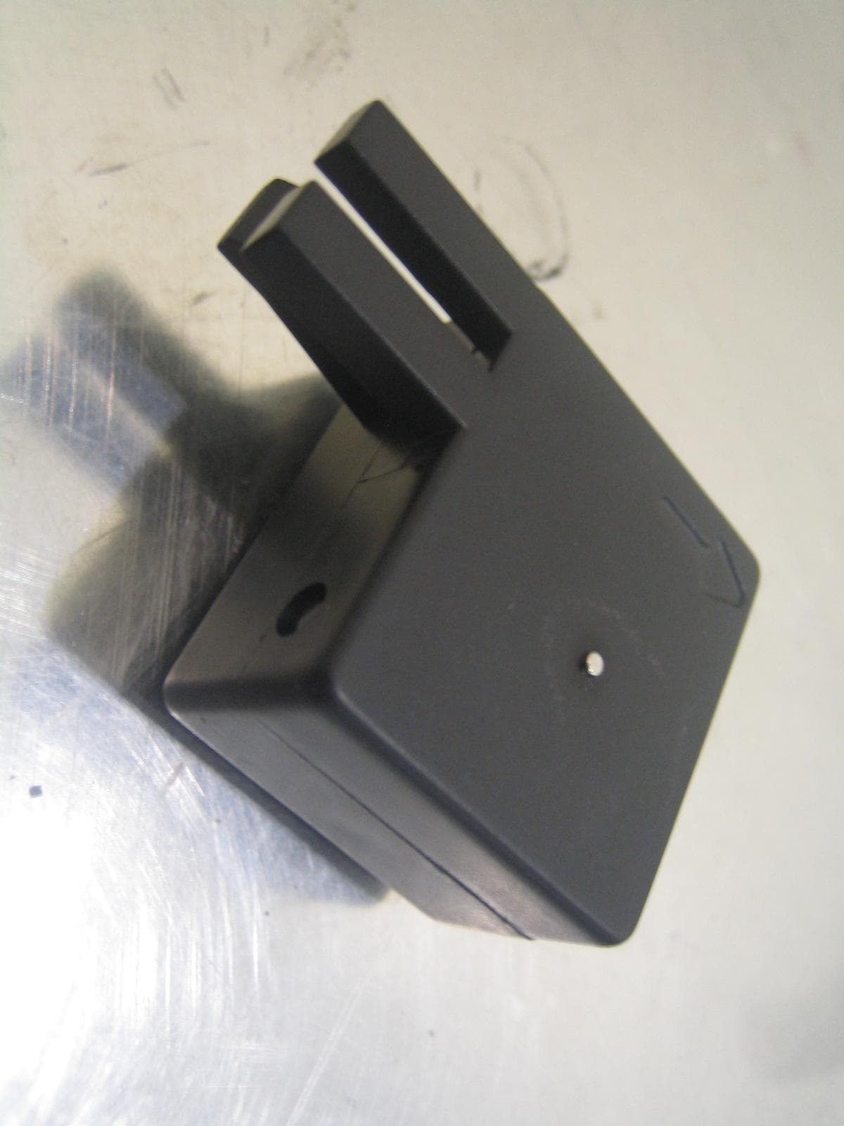 Bike Speed Transmitter (with LED) - FCC ID O4GBKSTSP - Dayton Industrial Co., Ltd. (2)