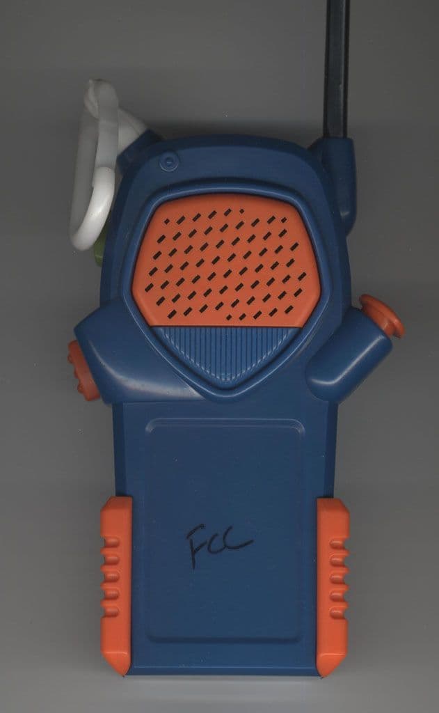 49 MHz Walkie-Talkie Transmitter - FCC ID O4Y10032 - 200 Toy (HK) Ltd.