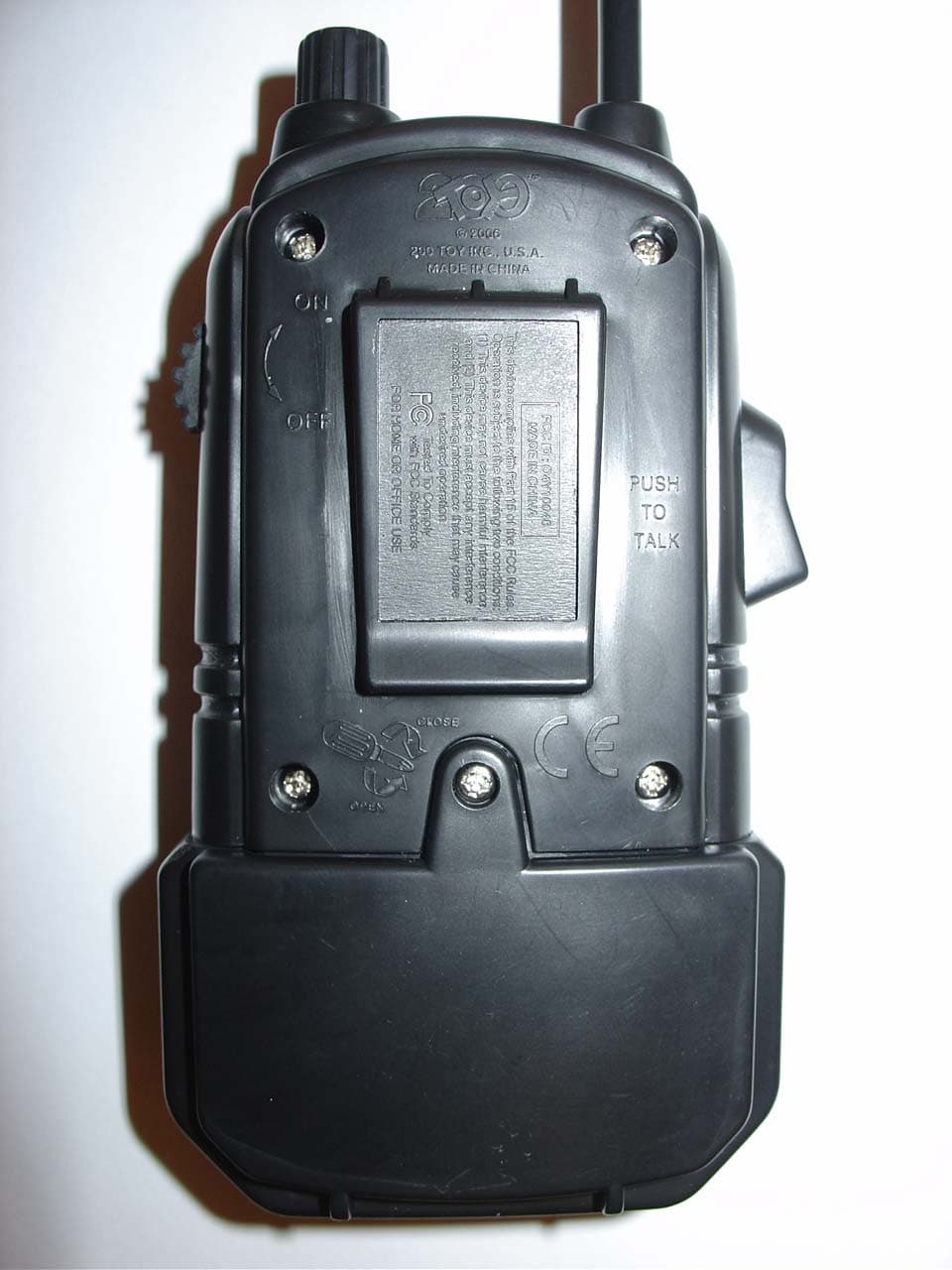 49MHz WALKIE TALKIE - FCC ID O4Y10048 - 200 Toy (HK) Ltd.