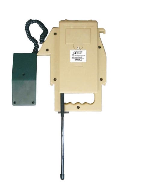 49 MHz Walkie Talkie - Transmitter - FCC ID O4Y21009A - 200 Toy (HK) Ltd. (2)