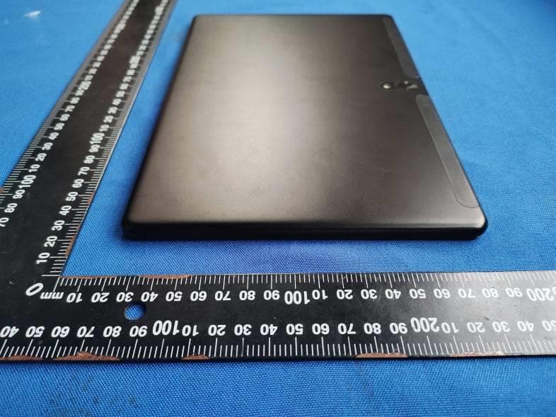 10.1 inch 4G Tablet - FCC ID O55104320 - SWAGTEK (4)