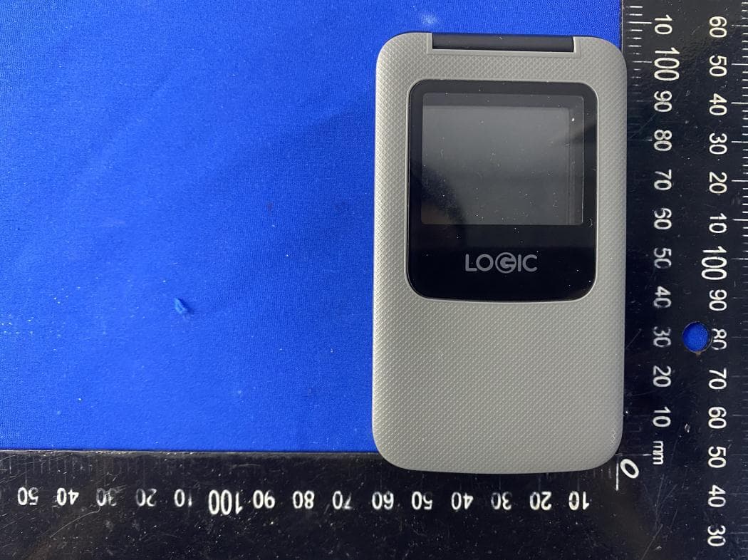 1.8 inch 3G Low Cost Feature Phone - FCC ID O55181420 - SWAGTEK (2)