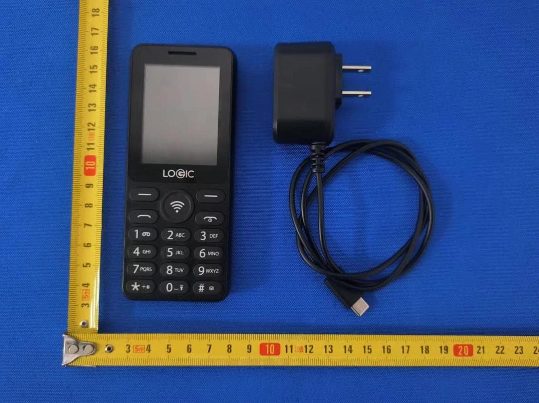 4G Feature Phone - FCC ID O552403623 - SWAGTEK (4)