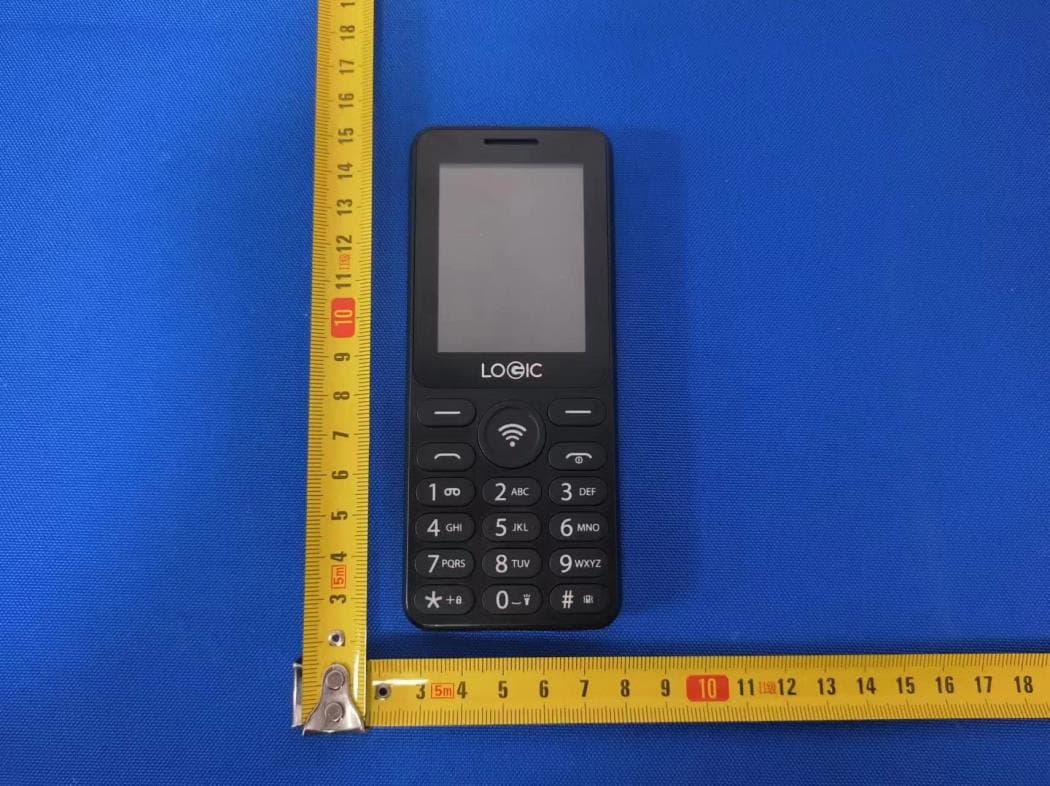 4G Feature Phone - FCC ID O552403623 - SWAGTEK