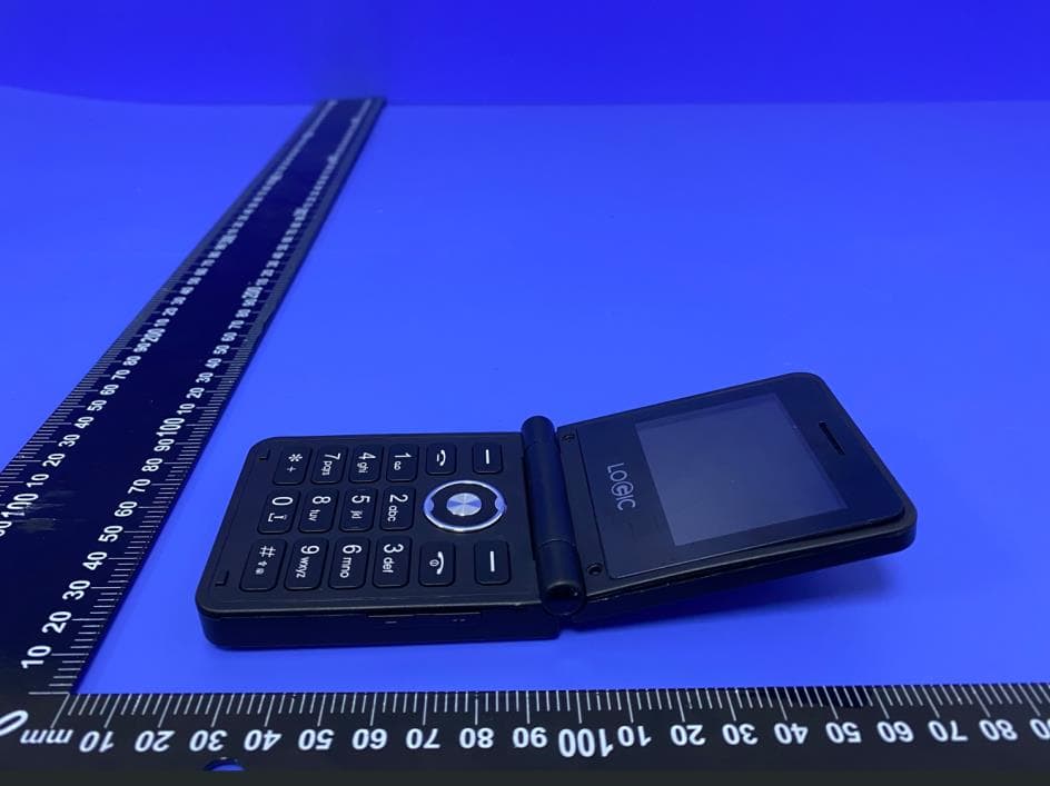 4G Flip phone - FCC ID O55245123 - SWAGTEK (5)