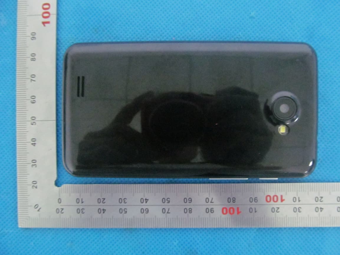 Mobile Phone - FCC ID O5531103210 - SWAGTEK (3)