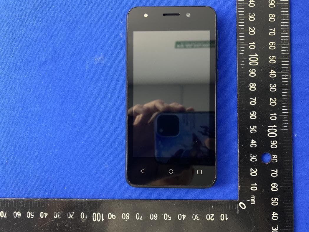 4.0 inch 4G Smart Phone - FCC ID O55402220 - SWAGTEK (2)