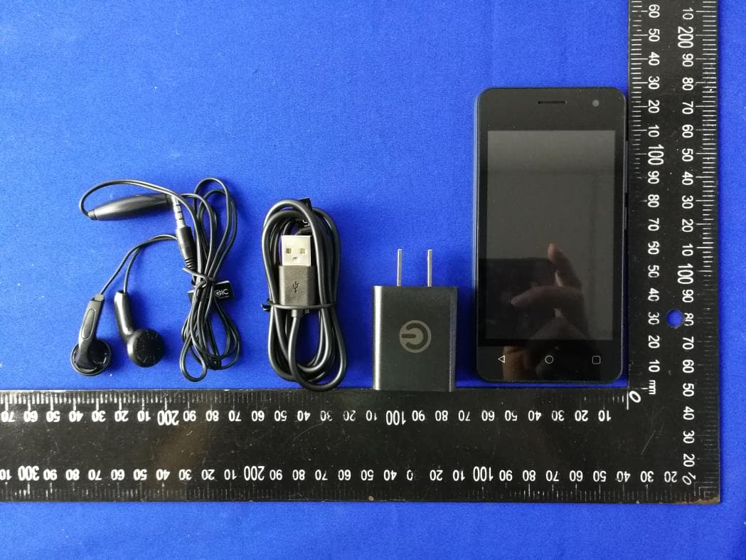 4 inch Smart Phone - FCC ID O55405119 - SWAGTEK (2)