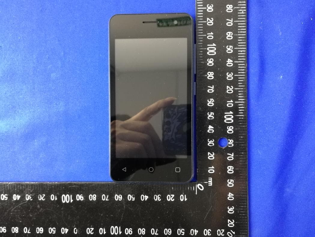 4 inch Smart Phone - FCC ID O55405119 - SWAGTEK (5)