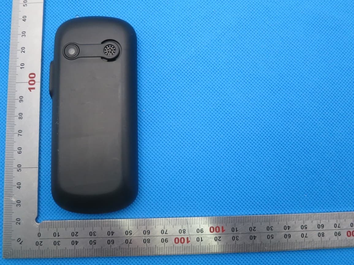Mobile Phone - FCC ID O5541112 - SWAGTEK (3)