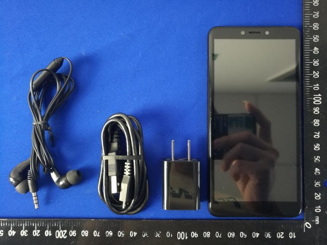 5.7 inch 4G Smart Phone - FCC ID O55572220 - SWAGTEK