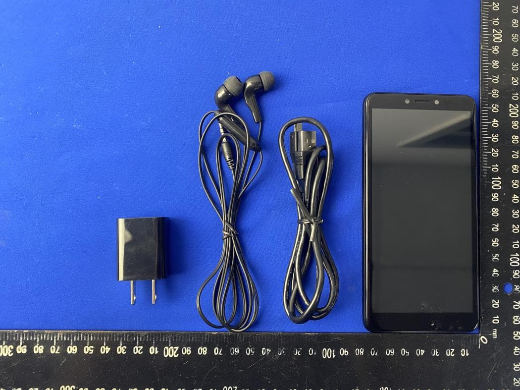 5.7 inch 4G smart phone - FCC ID O55573420 - SWAGTEK (2)