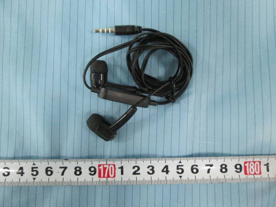 3G MOBILE PHONE - FCC ID O55606012 - SWAGTEK (3)