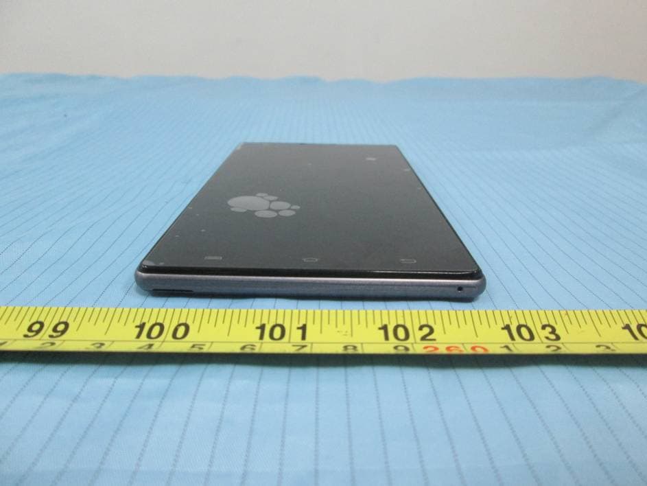 3G Mobile Phone - FCC ID O55606022 - SWAGTEK (5)