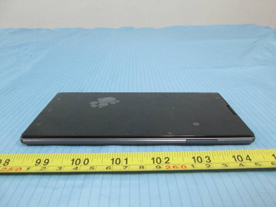 3G Mobile Phone - FCC ID O55606022 - SWAGTEK (4)