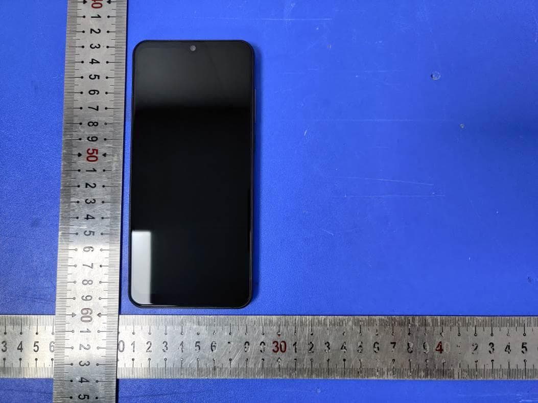 6.5-inch 4G Smart Phone - FCC ID O55651921 - SWAGTEK (3)