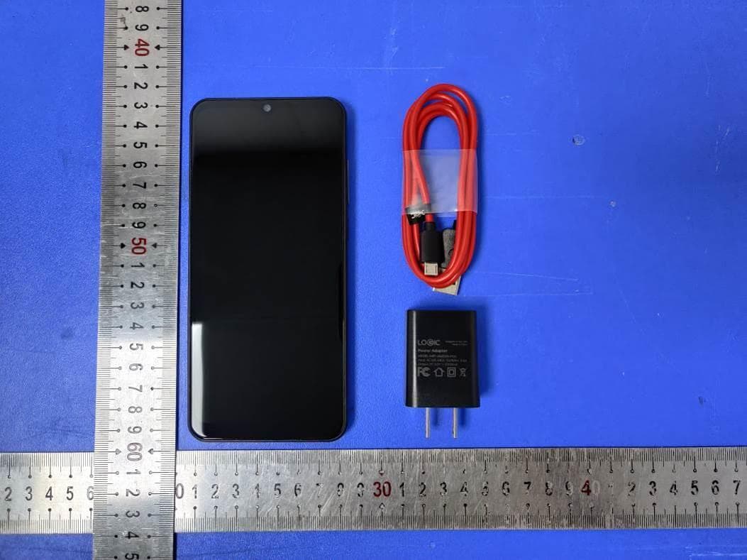 6.5-inch 4G Smart Phone - FCC ID O55651921 - SWAGTEK (2)