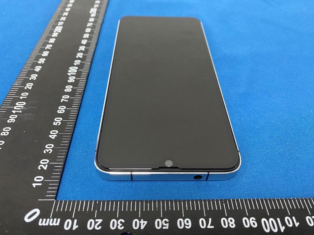 4G Smart phone - FCC ID O55660124 - SWAGTEK (3)