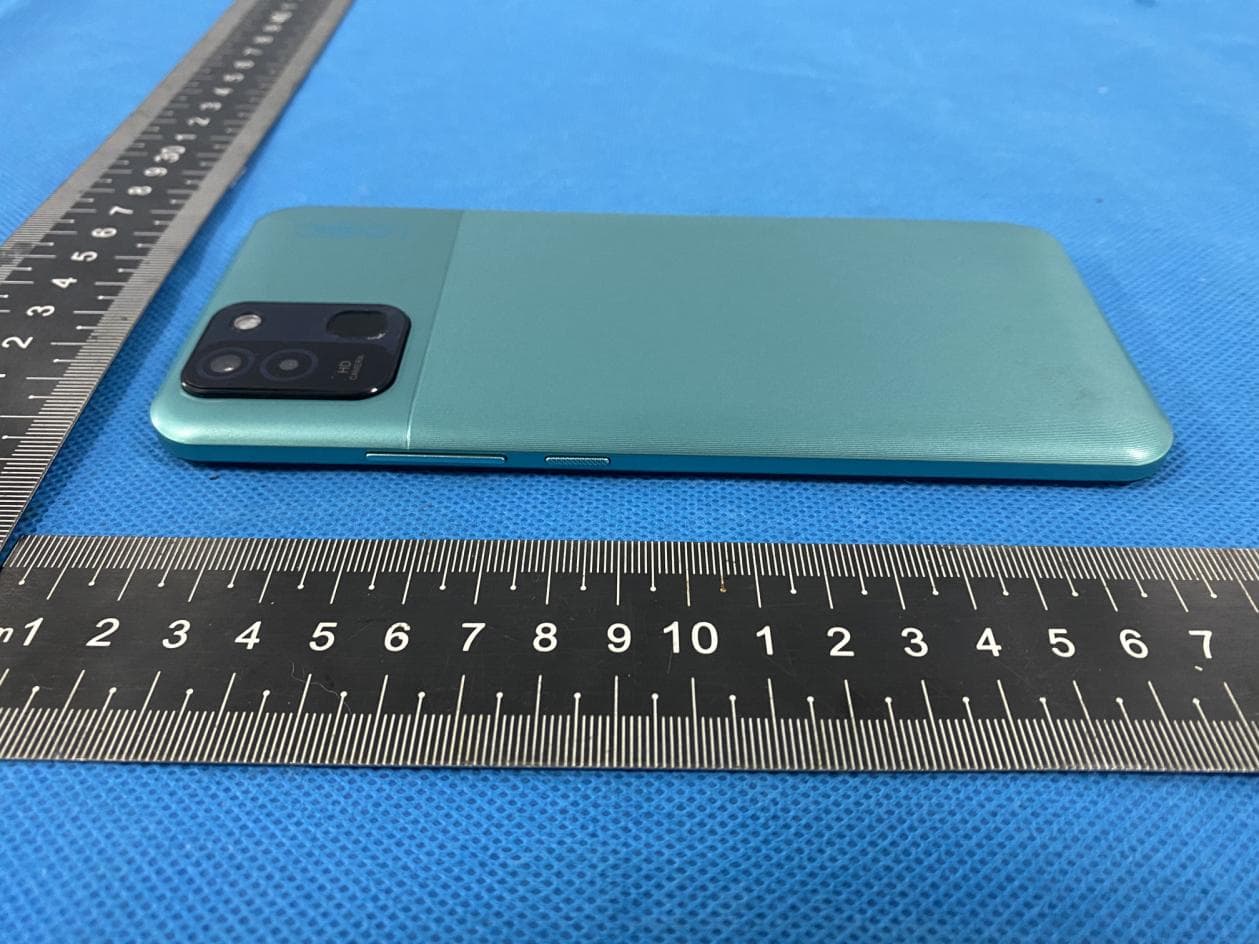 6.6 inch 4G smart phone - FCC ID O55664522 - SWAGTEK (5)