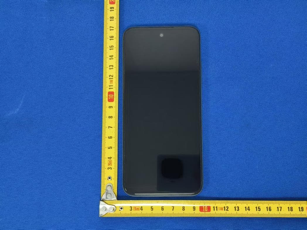 4G MOBILE PHONE - FCC ID O55671526 - SWAGTEK