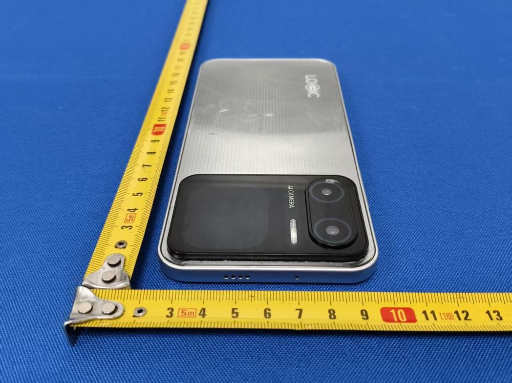 4G MOBILE PHONE - FCC ID O55671626 - SWAGTEK (4)