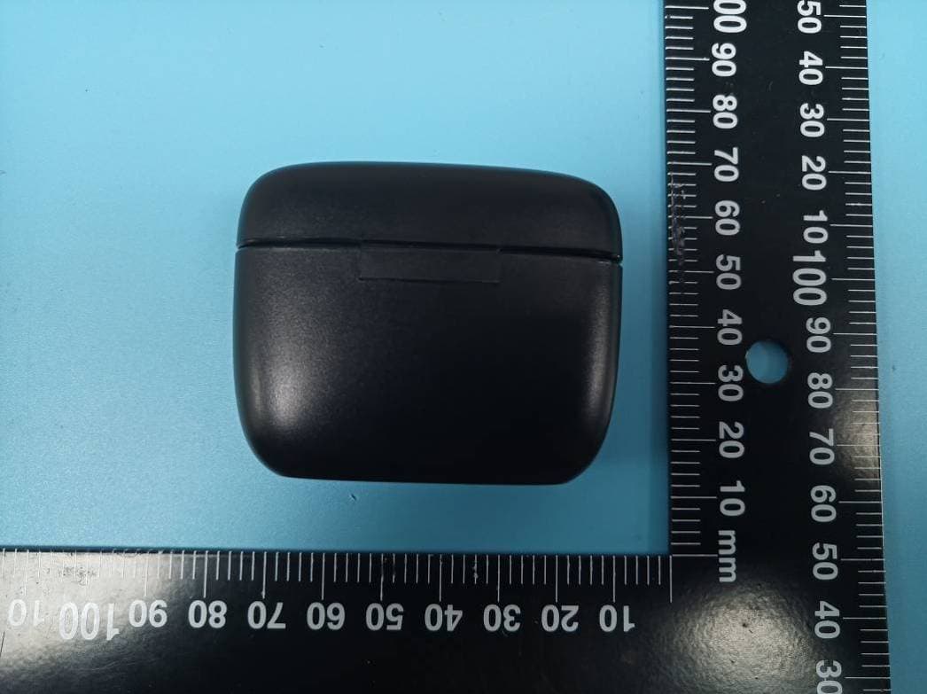 True Wireless Earphone - FCC ID O55TW4719 - SWAGTEK (5)
