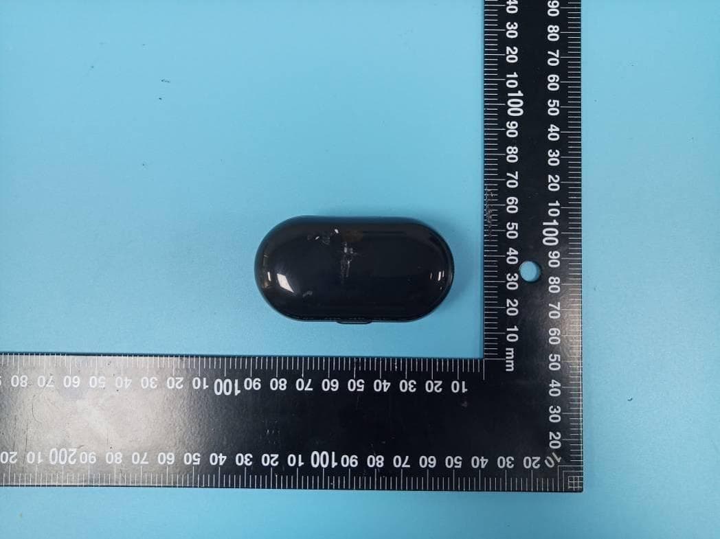 True Wireless Earphone - FCC ID O55TW4819 - SWAGTEK (4)