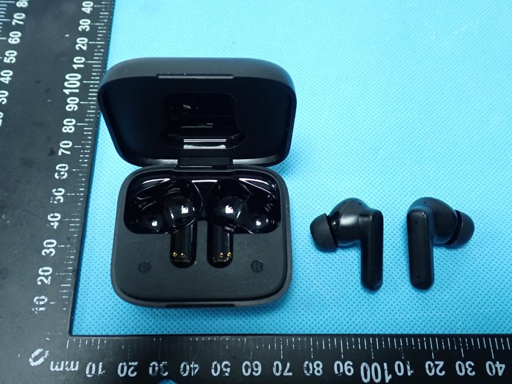 Wireless Earbuds - FCC ID O55TWS5025 - SWAGTEK