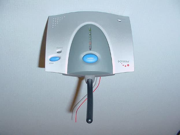 PC to Stereo Link Remote Station - FCC ID O5UKS110R - Akoo.com, Inc. (3)