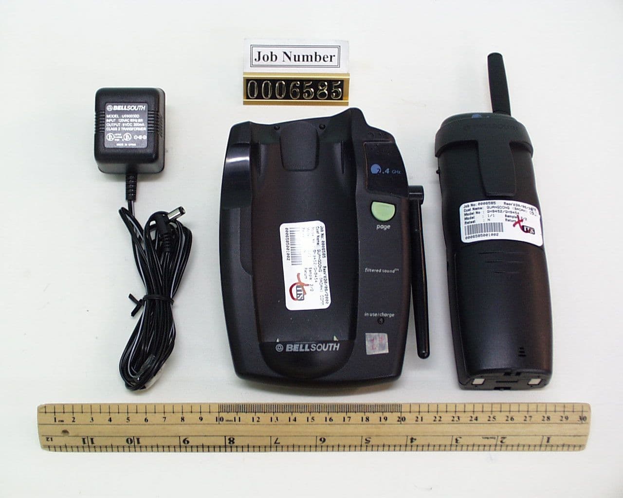 Dual Band Analog Cordless Telephone - FCC ID O63GH9452B - Lionda Technology Co Ltd