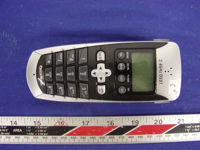 2.4GHz Digital Spread-Spectrum Cordless Phone - FCC ID O63PM3320DLD04 - Lionda Technology Co Ltd