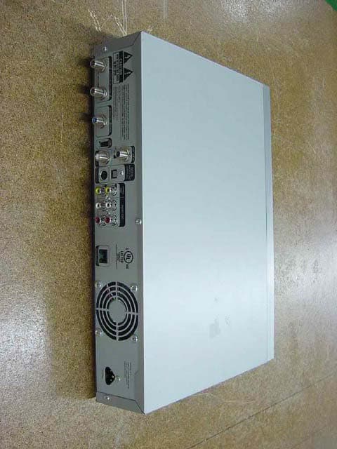 DIRECTV Satellite Receiver - FCC ID O6ZR15 - Humax Co., Ltd.