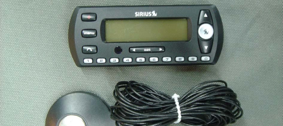 Satellite Radio Receiver w/ FM Transmitter - FCC ID O6ZSV2 - Humax Co., Ltd. (4)