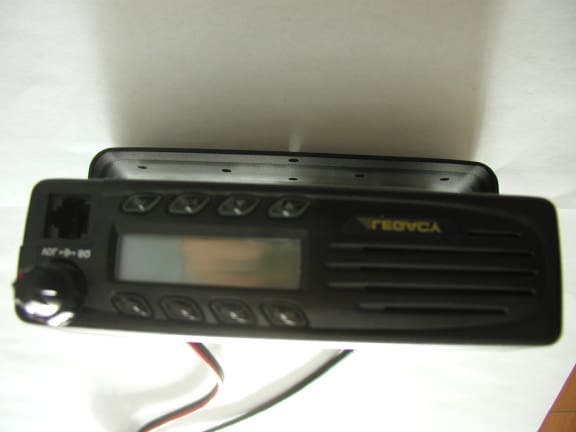 UHF 32 Channel Mobile Radios - FCC ID O7KML3245 - Midland Radio Corporation (2)