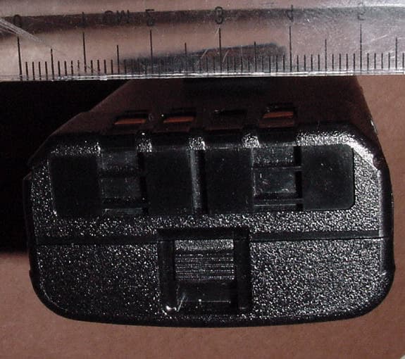 TNF - Licensed Non-Broadcast Transmitter Held to Face - FCC ID O7KPL450A - Midland Radio Corporation (2)