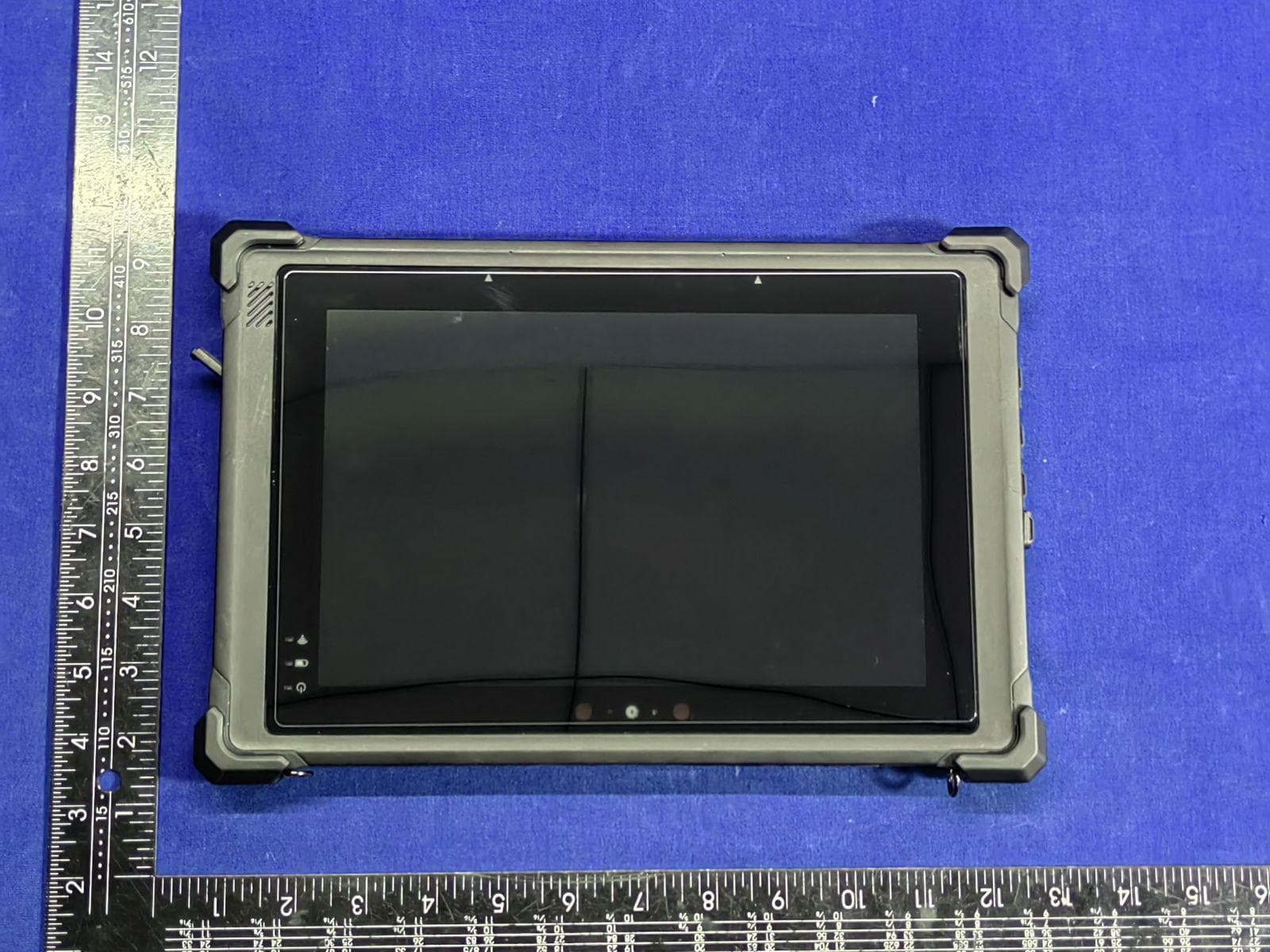 xTablet T1175 - FCC ID O86-T1175 - MobileDemand, LC (4)