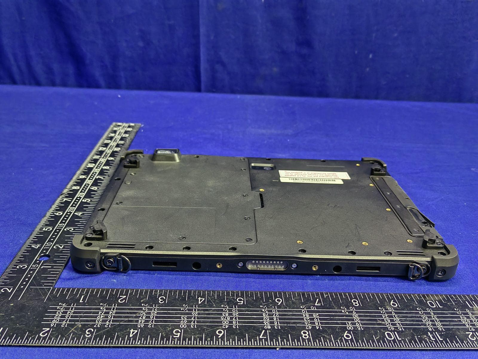 Tablet - FCC ID O86T1110 - MobileDemand, LC (2)