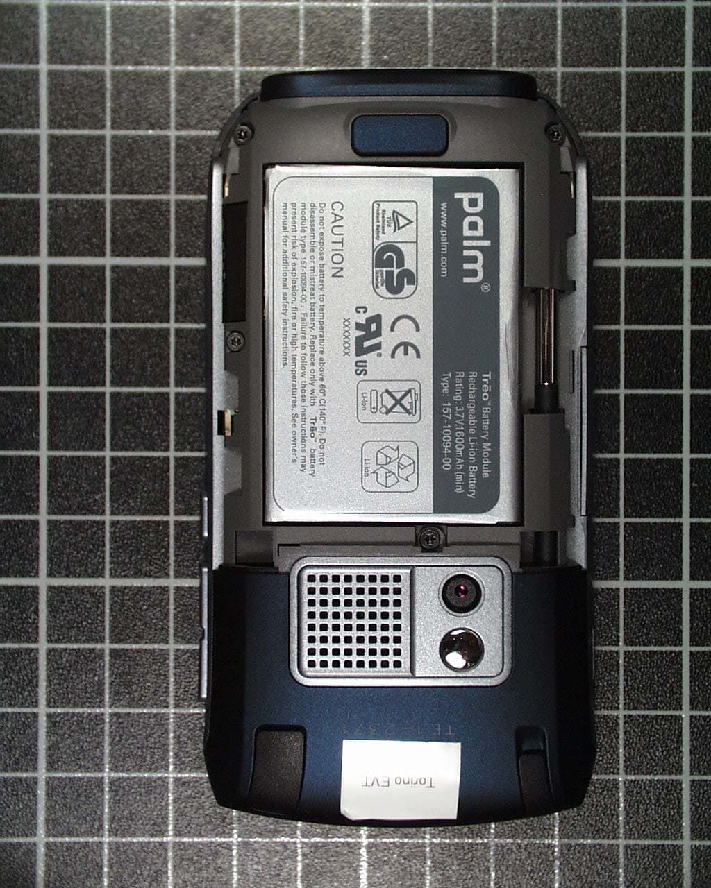 PDA Phone with CDMA 2000 /1xEVDO and Bluetooth - FCC ID O8F-895 - Palm Inc (5)