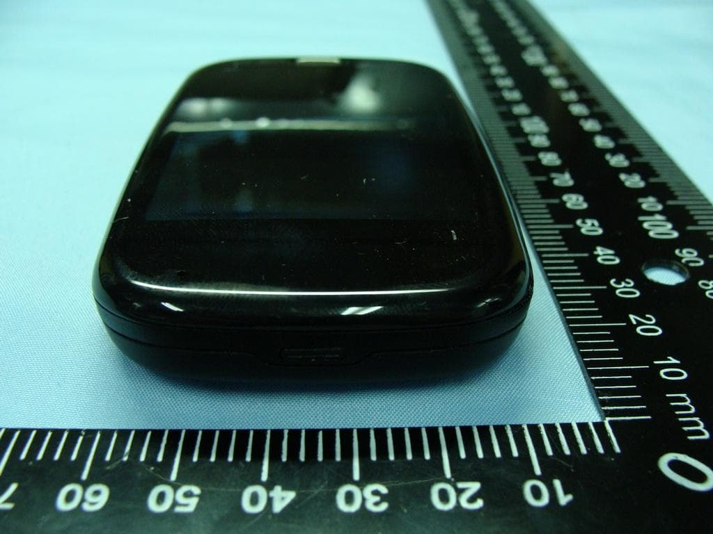 Phone - FCC ID O8F-CASY - Palm Inc (4)