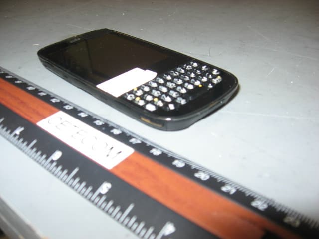GSM/UMTS Phone with 802.11 b/g and Bluetooth - FCC ID O8F-PIXUW - Palm Inc (2)