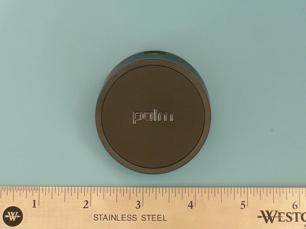 Touchstone Inductive Charger Base - FCC ID O8F-TST1 - Palm Inc (2)