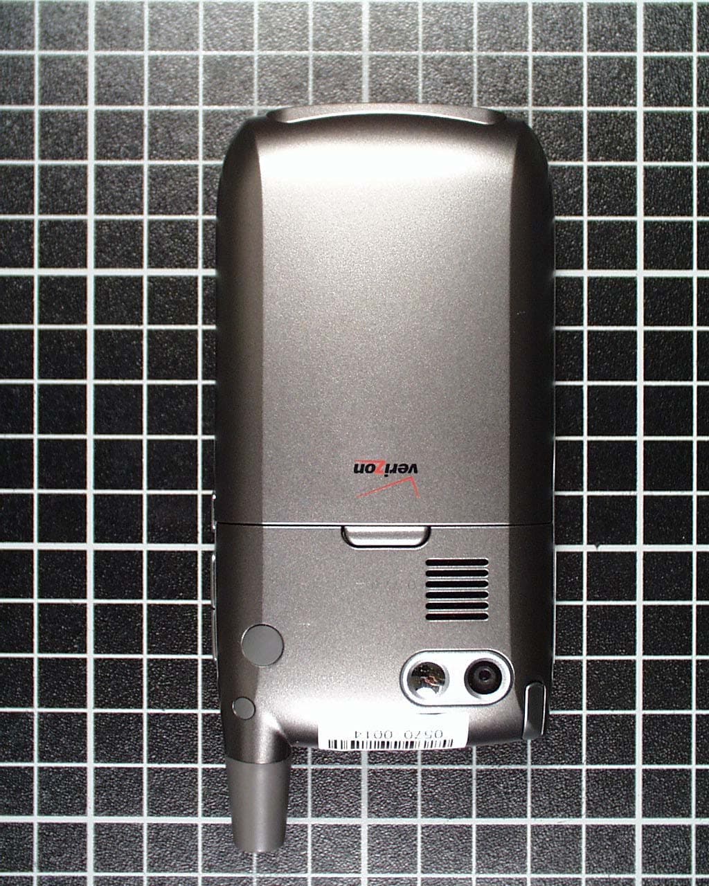 CELL/PCS CDMA Smartphone W/ Bluetooth - FCC ID O8F93001 - Palm Inc (3)