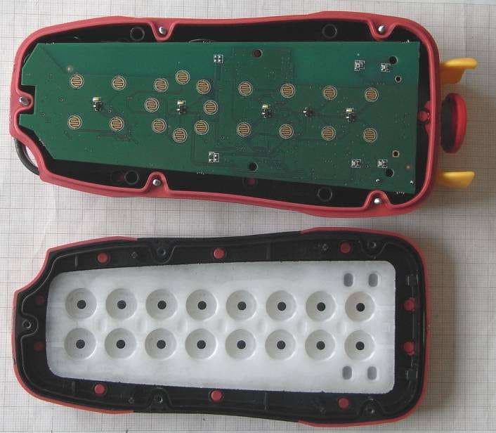 Professional Remote Control suitable for Industrial and/or Vehicle Applications - FCC ID O8IRTXTREND - SISTEMATICA S.p.A. (2)