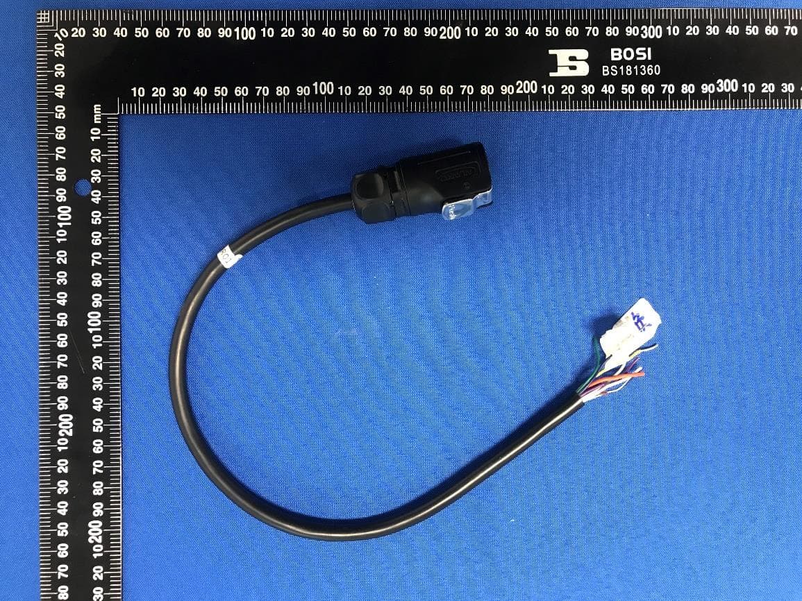 GPS tracker - FCC ID O9YFLF2L - Spireon Inc (2)