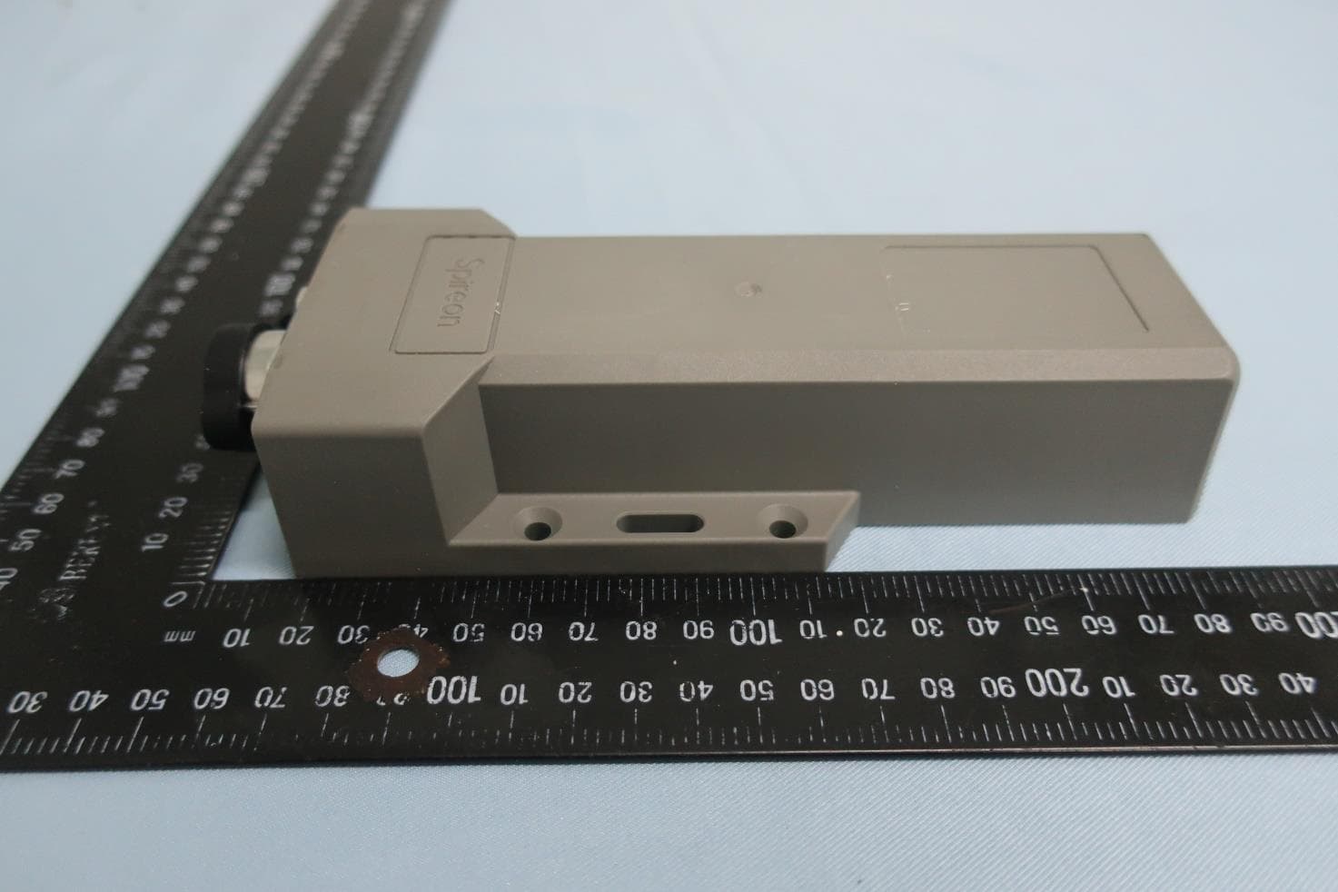 GPS tracker - FCC ID O9YFLF2M - Spireon Inc (3)