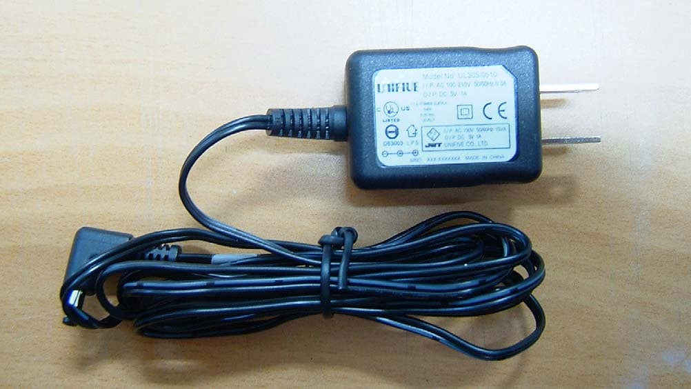 Bluetooth GPS Receiver - FCC ID OAJBGP2000 - J Communications Co Ltd