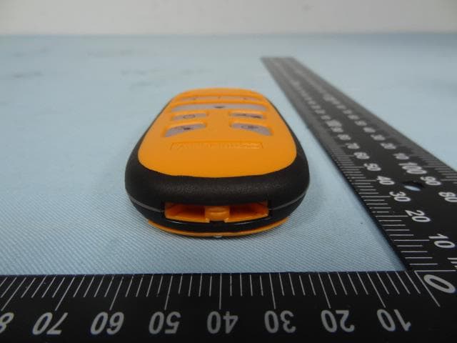 Wireless Remote Control for Searchlight - FCC ID OAVTXSL016 - Altrusty Enterprise Co Ltd (4)