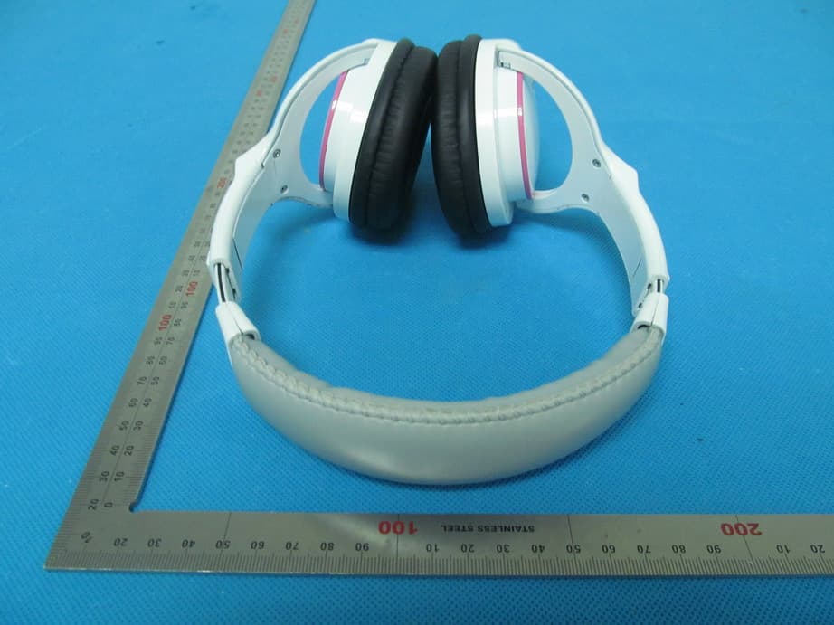 Bluetooth Headset - FCC ID ODCHB-390M - Shenzhen Badasheng Electronic Co., Ltd. (5)